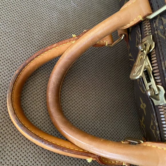 🚫SOLD🚫Authentic Louis Vuitton Keepall 50 Bag - Picture 9 of 15